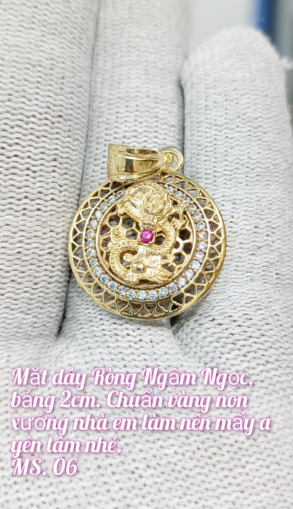 Mặt dây rồng ngậm ngọc tròn_ Mã 06