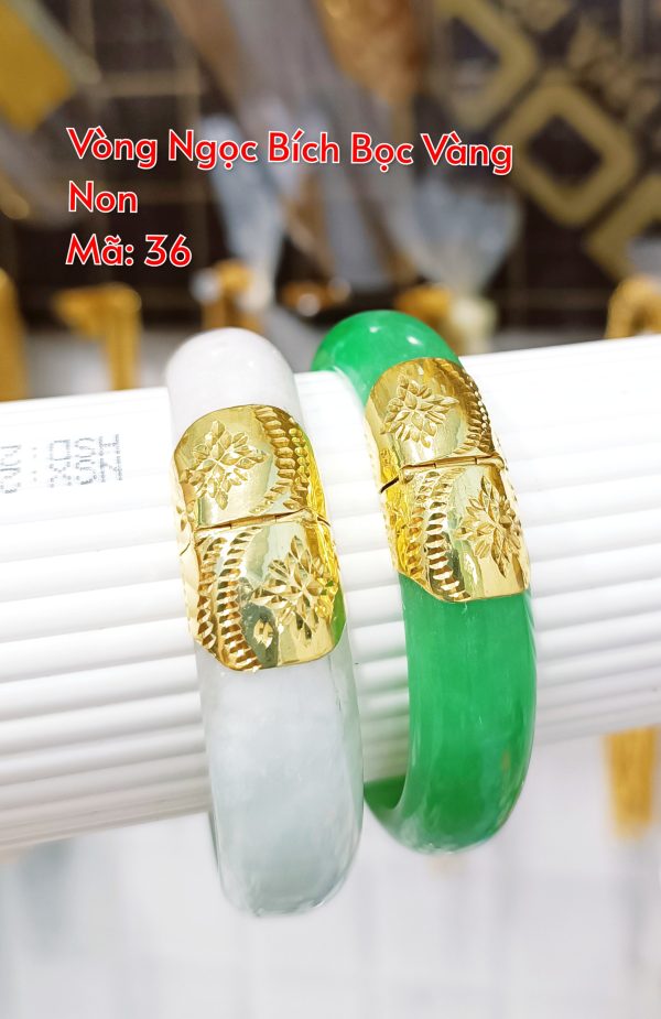Vòng cẩm thạch _ Mã 36